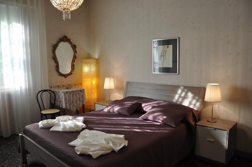 B&B Villa Marsa Bologna Værelse billede